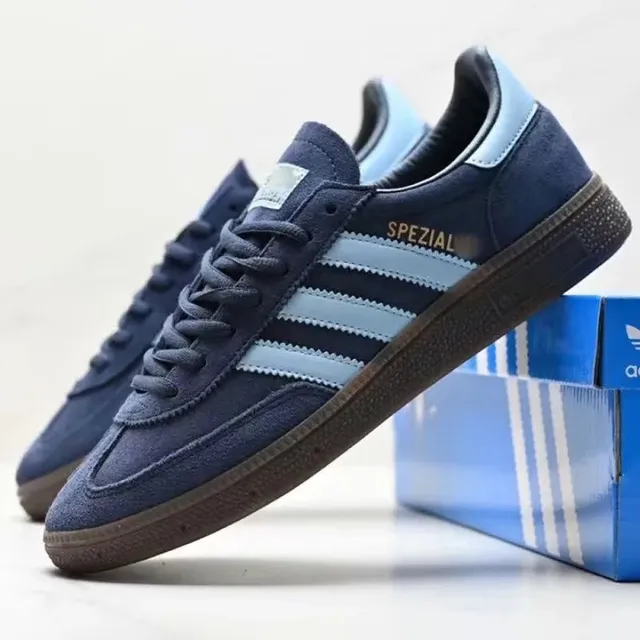 Spezial 藏蓝