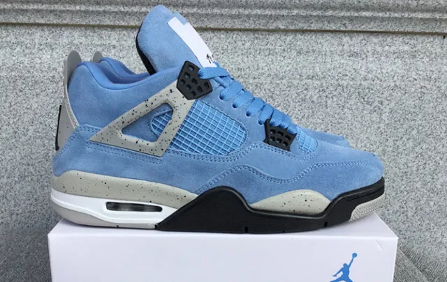 Air Jordan 4 University Blue