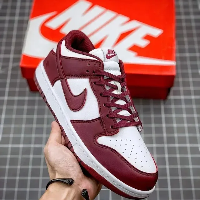 Nike Dunk Low Burgundy