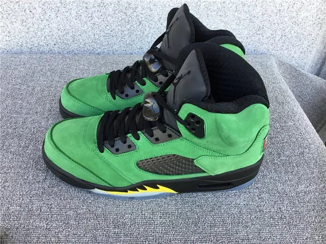 Air Jordan 5 Lucky Green