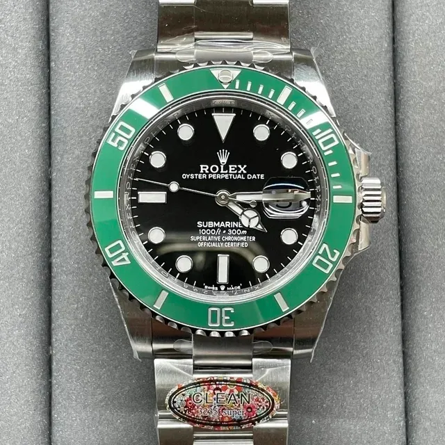 Rolex Submariner Date