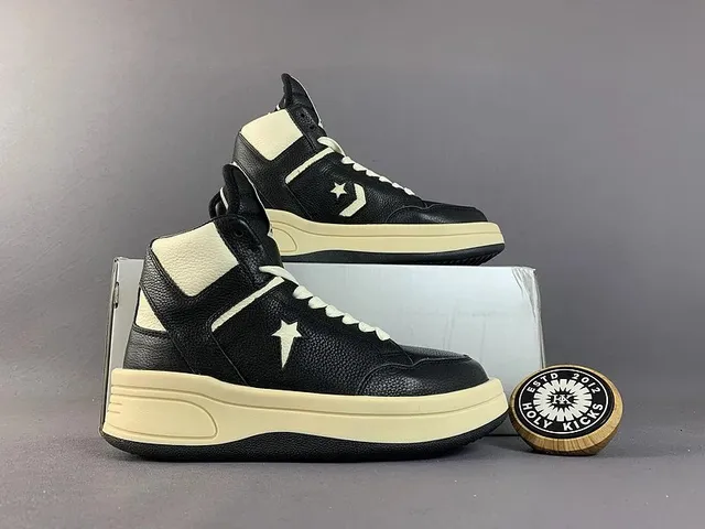 Converse Chuck Taylor All Star High Star Logo