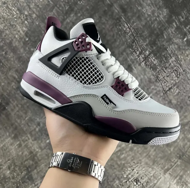 Air Jordan 4 Panther