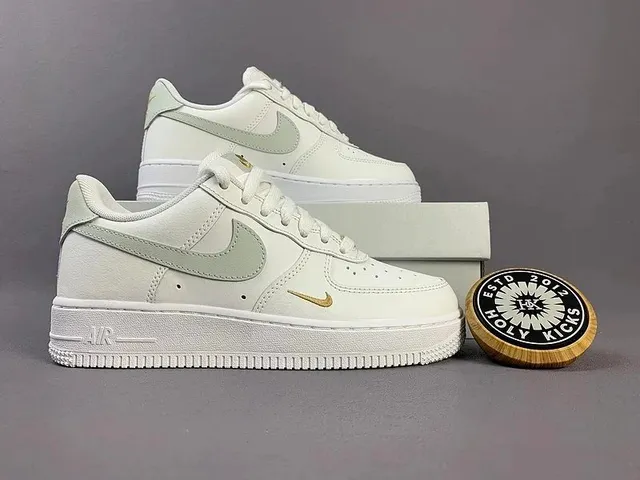 Nike Air Force 1 Low