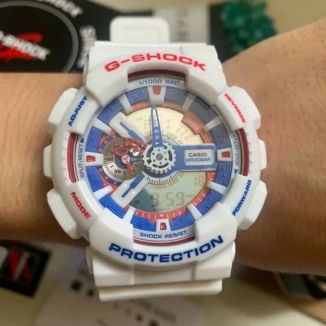 Casio G-Shock GA-110 White Blue Red