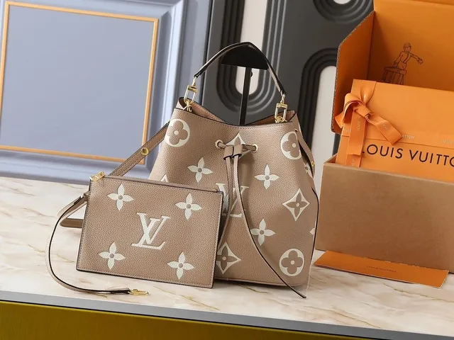 Louis Vuitton Neverfull MM