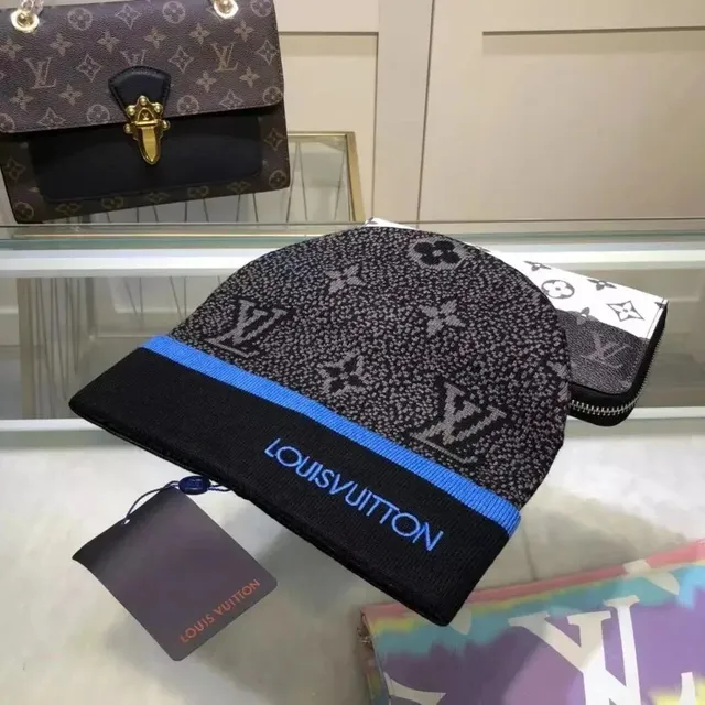 Louis Vuitton Monogram Knit Beanie LV Logo Intarsia