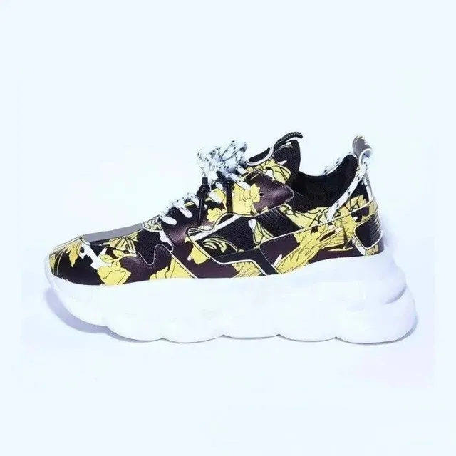 Versace Chain Reaction Baroque Print