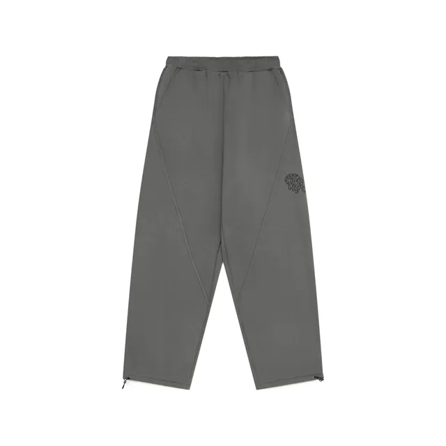 芷安雅服饰商行