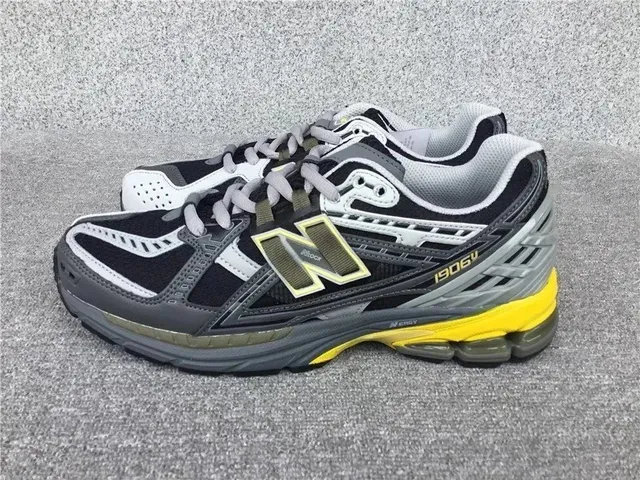 New Balance 1906R Grey Black Yellow