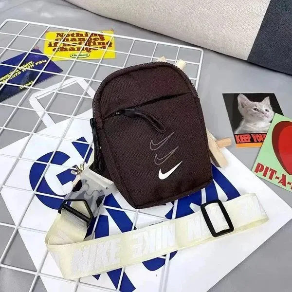 Nike Hip Pack Swoosh Logo