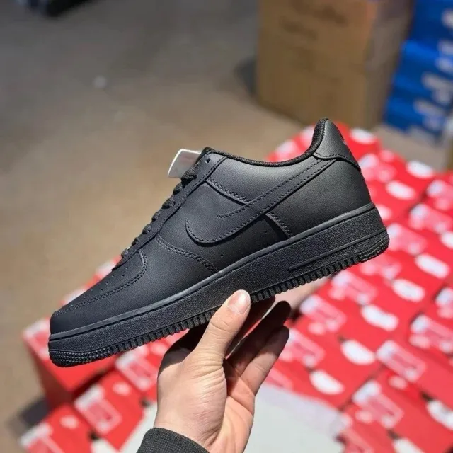 Nike Air Force 1 Low Triple Black