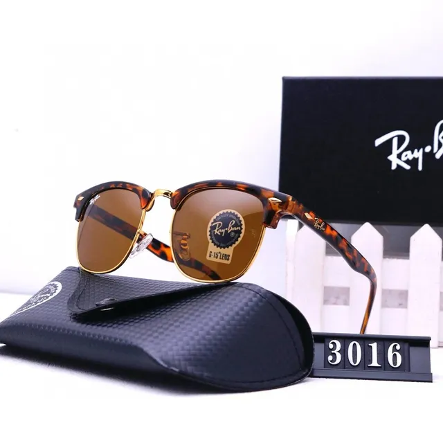 Ray-Ban Clubmaster Tortoise Shell