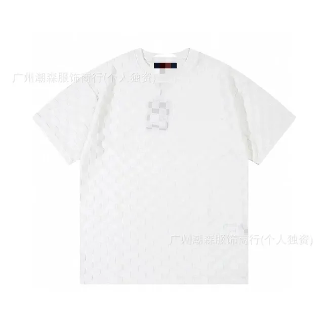 04白色