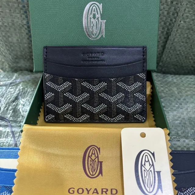 Goyard Card Holder Chevron Pattern