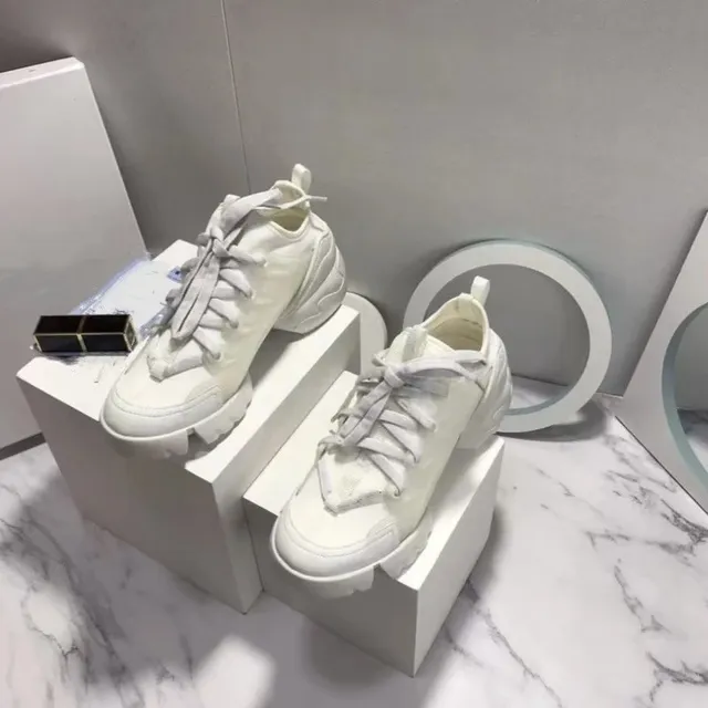 Balenciaga Triple S Triple White