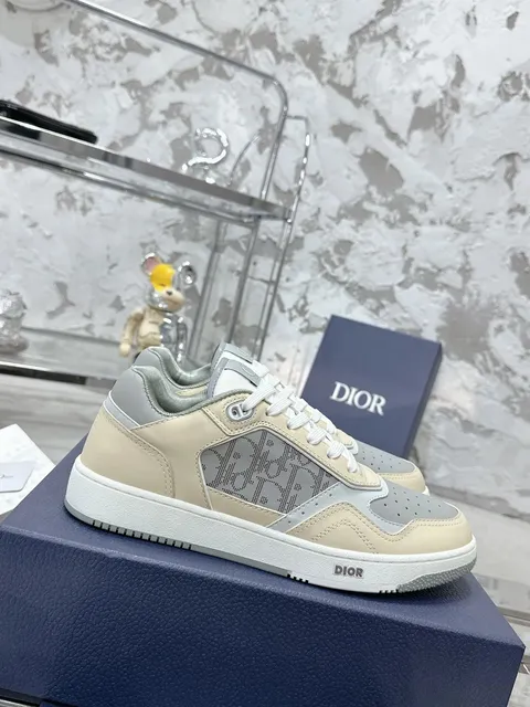 Dior sneakers