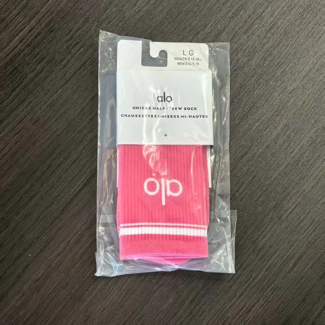 alo长筒红色