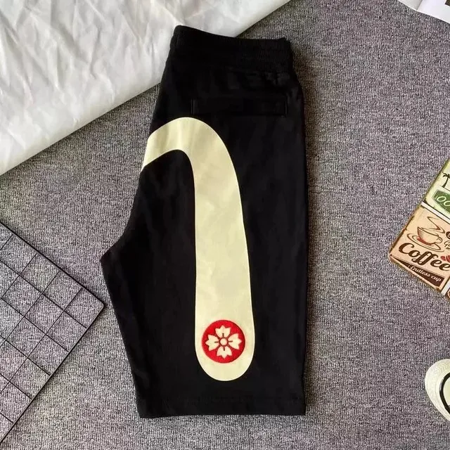 Nike Sport Shorts Swoosh Graphic