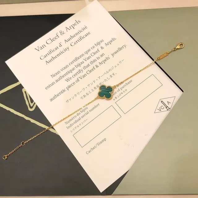 Van Cleef & Arpels Alhambra Bracelet Malachite