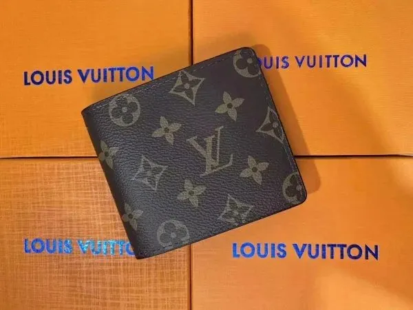 Louis Vuitton Bifold Wallet Monogram Canvas