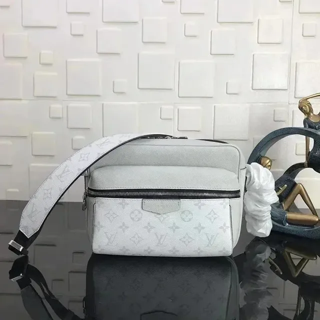 LV06