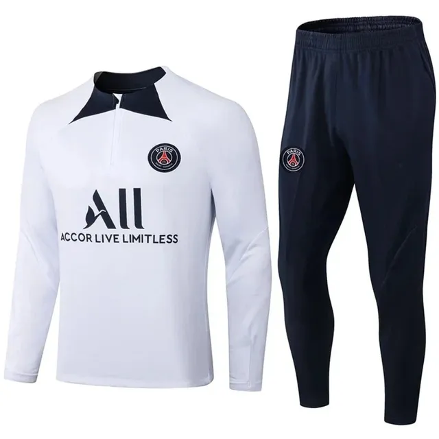 Paris Saint-Germain Training Set