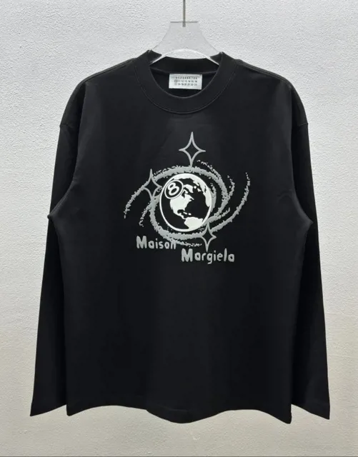 Maison Margiela Long-Sleeve Tee Globe Print