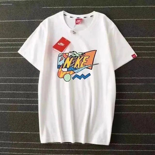 Nike Graphic T-Shirt Retro Logo Print