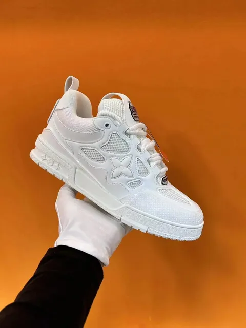 Louis Vuitton LV Trainer Monogram Flower