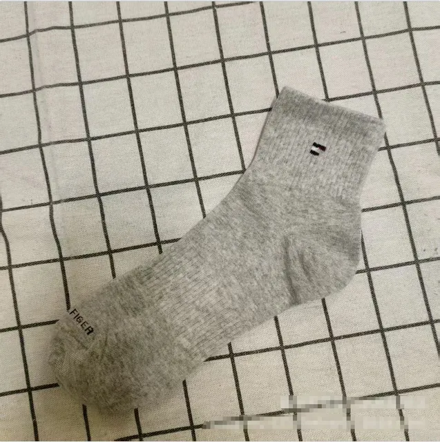 运动款灰
