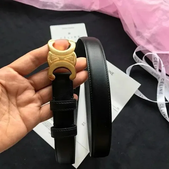 黑色金扣