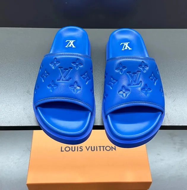 Louis Vuitton sandals slippers