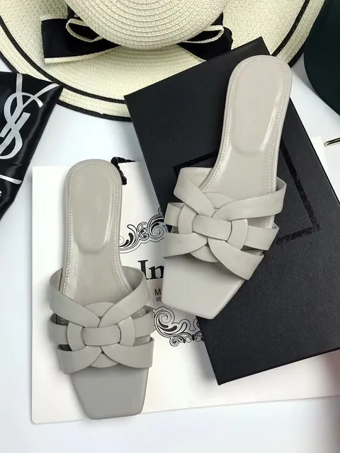灰色牛皮