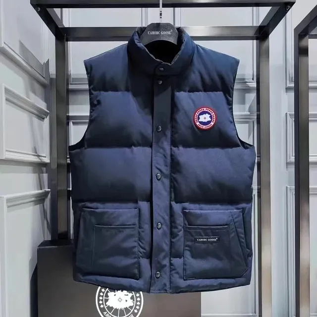 Canada Goose Puffer Vest Classic Fit