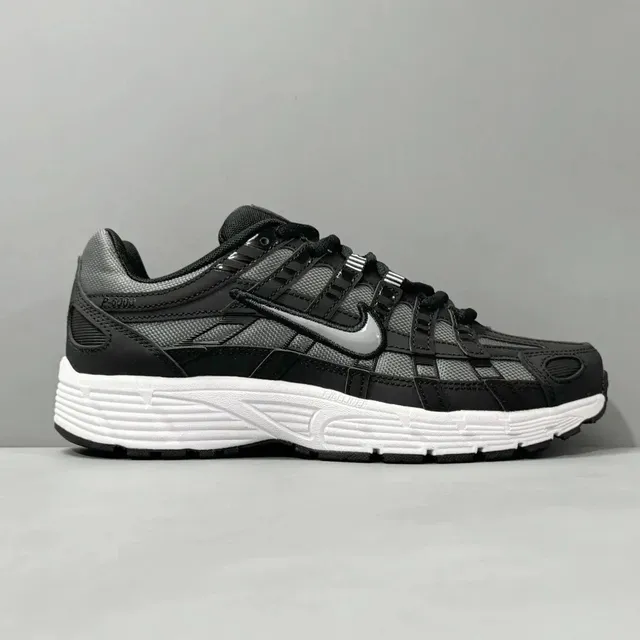 Nike P-6000 Black/White