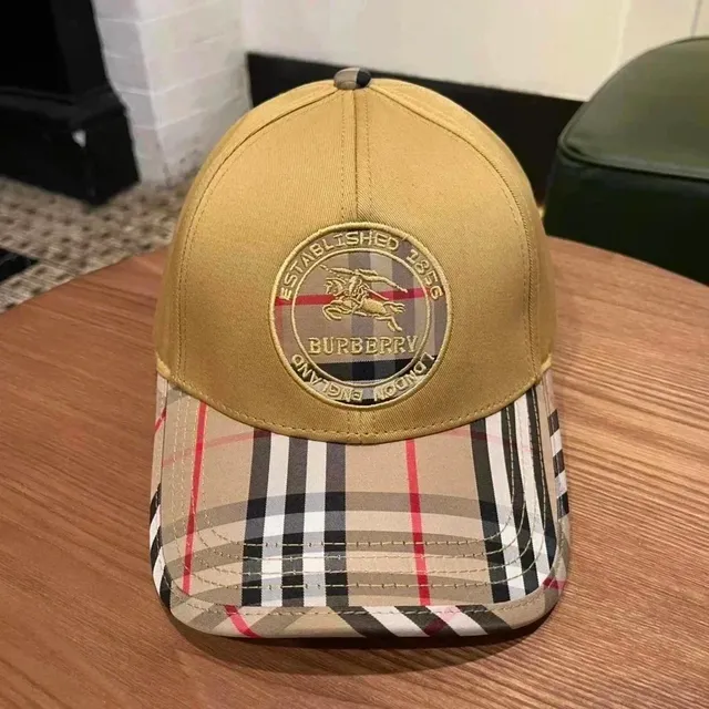Burberry 12