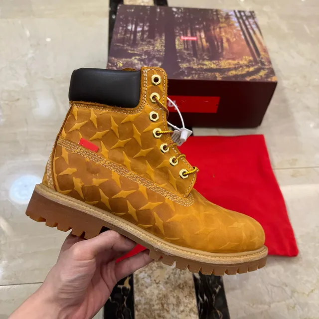 Timberland 6-Inch Boot Supreme Star Print
