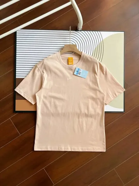Nike Cotton Tee Minimal Swoosh