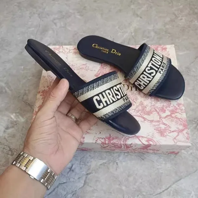 Dior B22 Slide Logo Strap