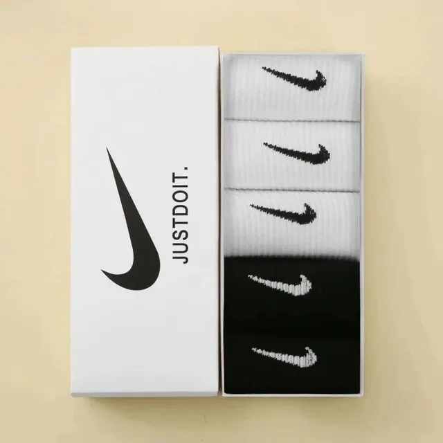 Nike Socks 4-Pack Swoosh Logo