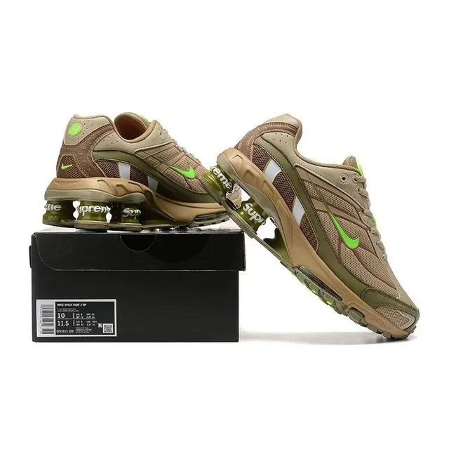 Nike Shox R4 Supreme