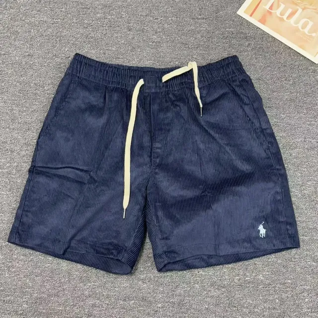 藏青色