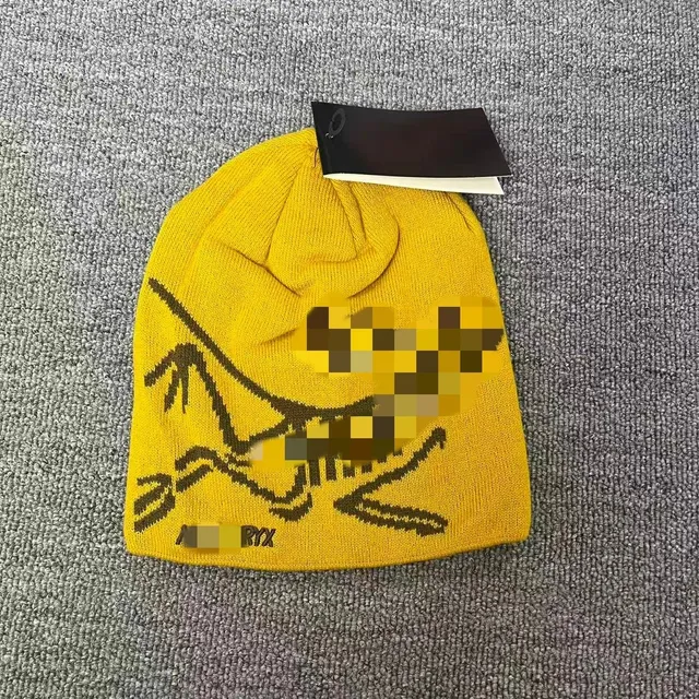 黄色
