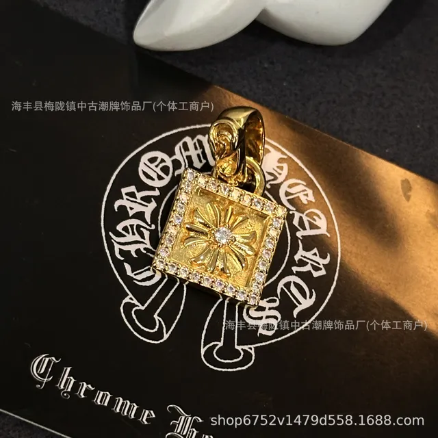 十字花方牌金色白钻