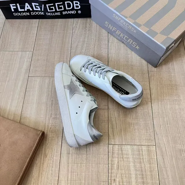 Golden Goose Superstar