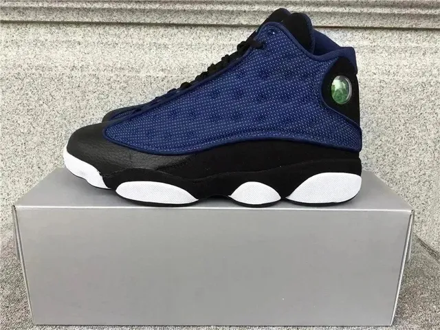 Air Jordan 13 University Blue