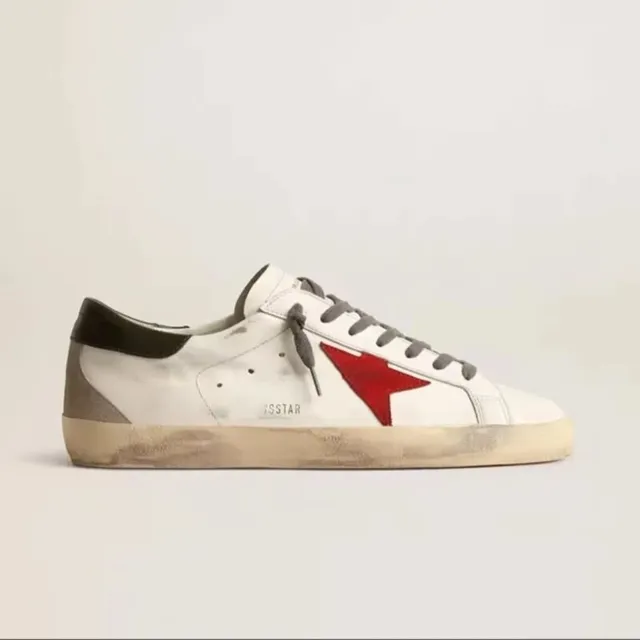 Golden Goose Superstar Distressed Red Star