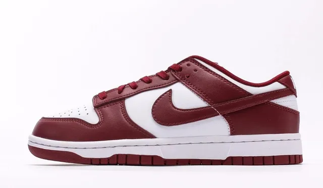 Nike Dunk Low Burgundy