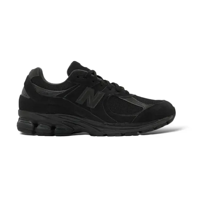 New Balance 2002R Triple Black